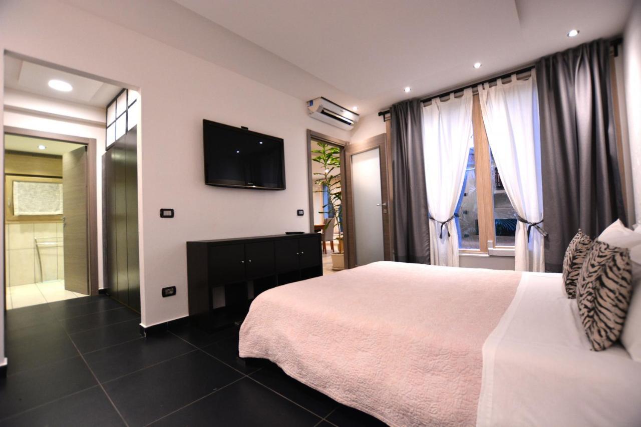 Suite Mimosa Con Piscina - Affitti Brevi Italia Sirmione Exterior photo